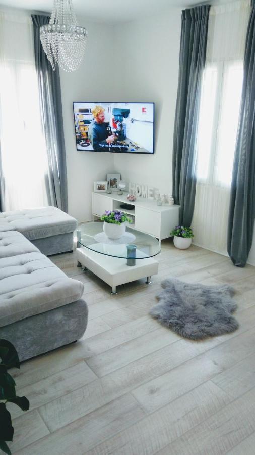 Apartment Davorka Макарска Экстерьер фото
