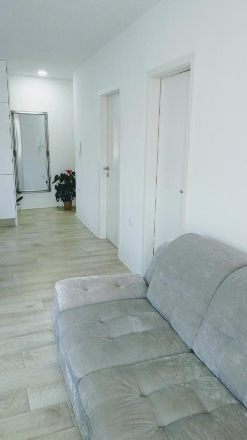 Apartment Davorka Макарска Экстерьер фото